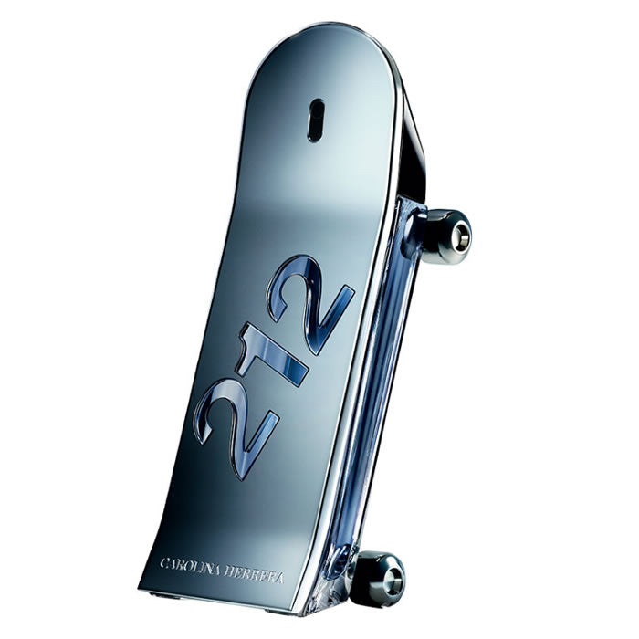 <tc>CAROLINA HERRERA</tc> 212 Men Heroes Eau De Toilette Spray 90ml